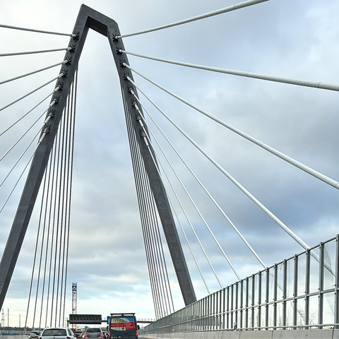 Die neue Leverkusener Brücke im Anschnitt.