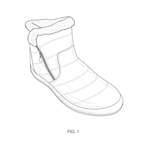 design patent drawing disclosing a fur-lined boot with an angled zipper