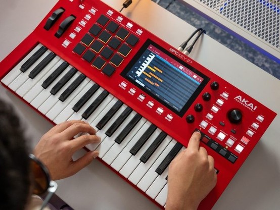 Akai MPCKey37
