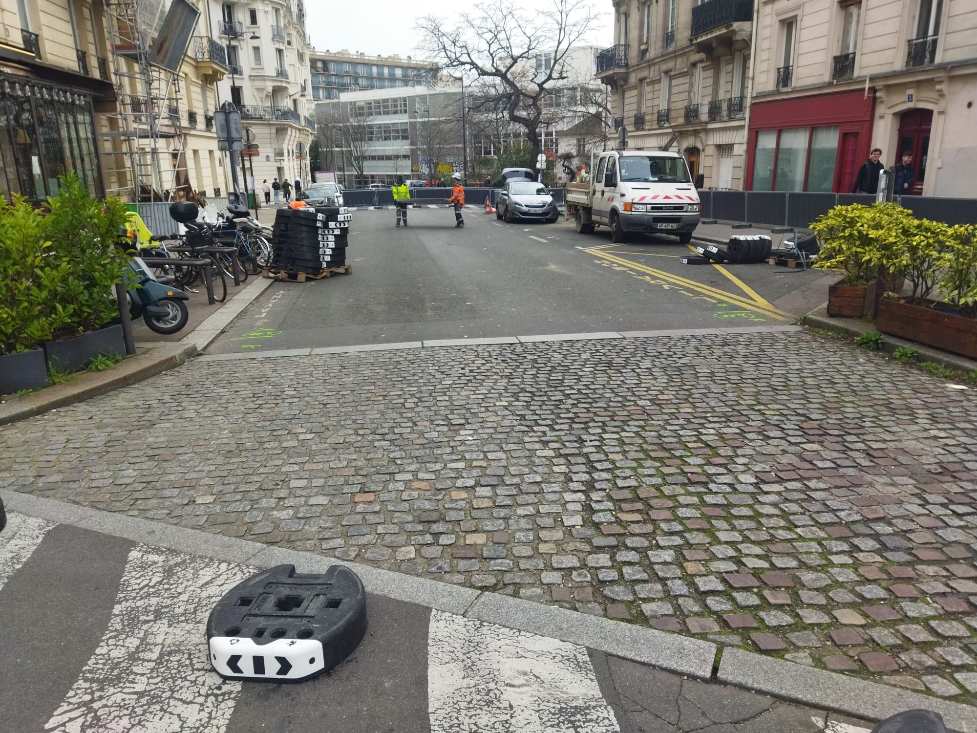 barrierage rue de Mirbel à Paris 5 - en vue  du début des travaux
