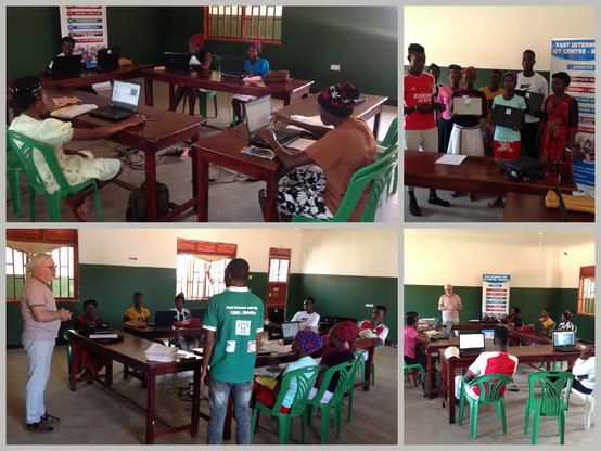 Collage aus 4 Fotos. In einem weiß-grün gestrichenen Raum mit vergitterten Fenstern stehen Tische in einem Viereck. Auf den Tischen stehen mehrere aufgeklappte Laptops, davor sitzen oder stehen ca. 10 Personen aus Uganda. Der Flugpate aus Deutschland steht vor der Runde und erklärt etwas.