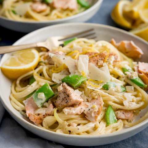 Pan Fried Salmon With Creamy Lemon Spaghetti 