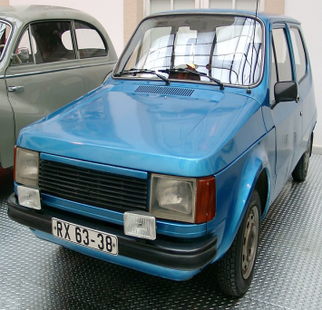 Bis auf wenige Extras aus Fernost (zunächst) haben heutige Autos nichts - was nicht schon vor 40 Jahren am Auto war

VIELE Ostdeutsche haben HEUTE sogar ein Auto unterhalb des Wartburg_Tourist Platzangebot

WARUM
Keine Parkplätze und irgendwann steht man schon an der NÄCHSTEN Ampel ?

Autos bauen ist also NICHT alles ?

Spannend ist der Verbrauch der Autos zum STEHEN

Bild Trabant Prototyp
Entwurf Thema RGW Auto
AUS UKRAINE war gar nichts in der Auswahl dabei ?

Ob Pferdehintern am Auto odeer Scheibenwischer am Scheinwerfer - war nicht die FRAGE
PLATZ - war die Frage

KLEINE WOHNUNGEN
KLEINE AUTOS
WENIG NACHWUCHS
:..
man ist Spitze
nach ZAHLEN