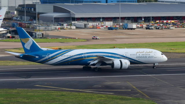 Oman Air Boeing B787-9 MSN