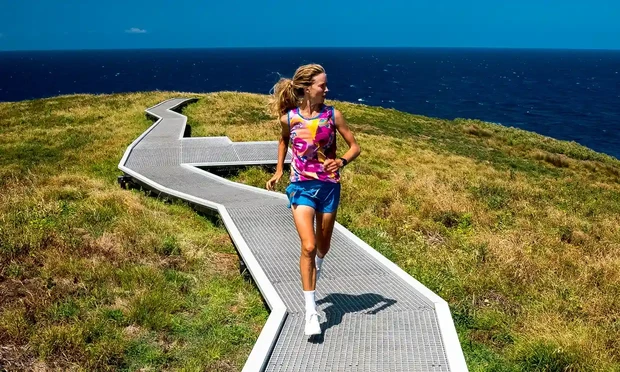 Erchana Murray-Bartlett run the length of Australia in 2022-2023. It took her 5 months. The 32-year-old on Monday finished her 6,300km (3,900 miles) journey - a marathon every day for 150 days.

Murray-Bartlett's effort sets a new world record for the most consecutive daily marathons by a woman.

And she has raised over A$100,000 (£57,000, $70,000) for conservation charity the Wilderness Society. 

https://www.bbc.com/news/world-australia-64286469