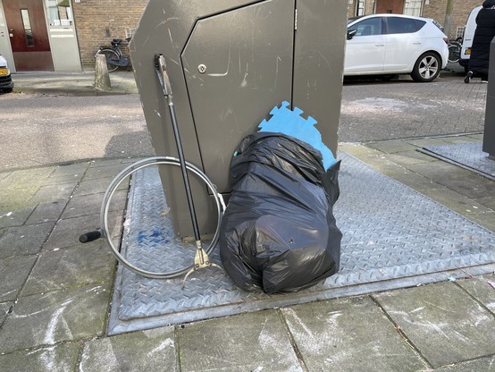 Afvalzak voor een container. 