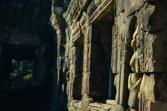 Wall art to the side of the main entrance of Ta Prohm