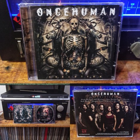 Montagem com fotos do CD, capa do CD, Caixa do CD aberto mostrando o CD, contra capa do CD.
