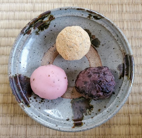 Botamochi are typically eaten around the spring equinox.