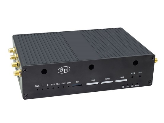 #BananaPi BPI-R4 Router board case ready.BPI-R4  with #MediaTek #MT7988A (#Filogic880) design ,4GB DDR4 RAM,8GB eMMC,128MB SPI-NAND onboard, 2x 10Gbe SFP, 4x Gbe network port, 2lane interface for #Wifi7 NIC 
https://docs.banana-pi.org/en/BPI-R4/BananaPi_BPI-R4 
#openwrt #router #industrialdesign 