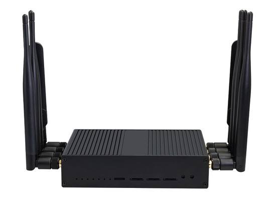 #BananaPi BPI-R4 Router board case ready.BPI-R4  with #MediaTek #MT7988A (#Filogic880) design ,4GB DDR4 RAM,8GB eMMC,128MB SPI-NAND onboard, 2x 10Gbe SFP, 4x Gbe network port, 2lane interface for #Wifi7 NIC 
https://docs.banana-pi.org/en/BPI-R4/BananaPi_BPI-R4 
#openwrt #router #industrialdesign 