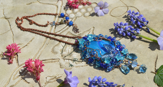 #Handmade from copper wire, dyed agate, various beads and genuine Swarovski crystals. Extra-long but adjustable chain