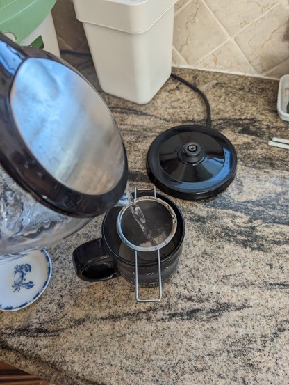 A cardinal sin of tea