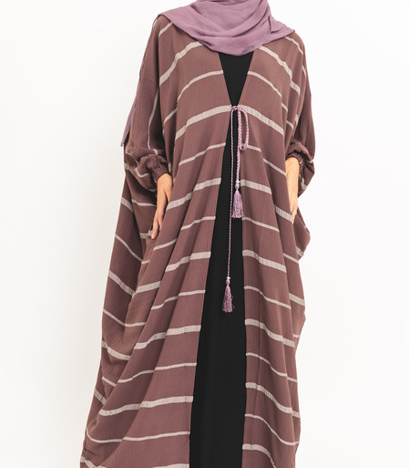 Thaqafa Mauve Open Abaya

The abaya features a stunning mauve colour adorned with lighter stripes.

🆕Shop: https://missabaya.com/abaya/open-abayas/thaqafa-mauve-open-abaya/

📷IG: https://instagram.com/missabaya
💙Twitter: https://twitter.com/MissAbaya1
📸Pinterest: https://www.pinterest.co.uk/missabaya/


#abaya
#openabaya 
#MISSABAYA 
#hijab 
#jilbab 
#khimar 
#abayaUK 
#eid 
#ramadan 
#ModestFashion 
#Dress 
#Fashion