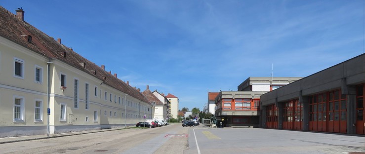 Niembschhof und Feuerwache in Stockerau