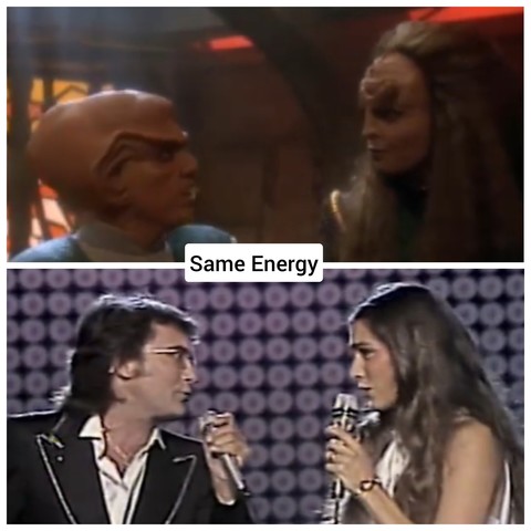 Collage zweier Bilder untereinander.
Oben: Links Quark, rechts Grilka aus "Star Trek Deep Space Nine" schauen einander an.
Unten: Links Al Bano, rechts Romina Power singen einander an.