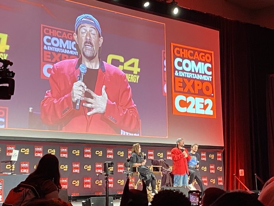 Kevin Smith taking center stage to stop Jay from going on about wishing his 14-month son be well endowed.