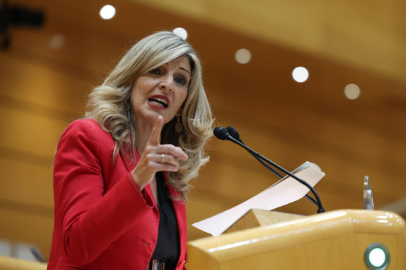Yolanda Díaz llama a gobernar “más y mejor”, defender la democracia y no encerrarnos

