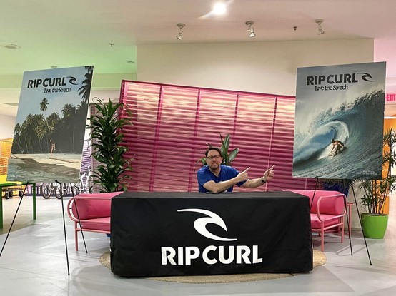 Pete at the Rip Curl table.