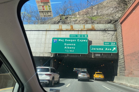 Highway sign for Exit 10 C/B  
Maj Deegan Expwy 
Queens 
Albany