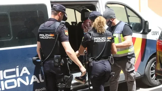 operación contra el-narcotráfico en Almoradí
