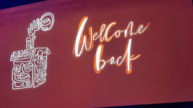 Screen on the beyond tellerrand stage with the btconf logo and the words "welcome back" 