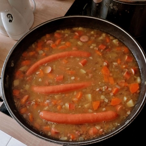 Linsensuppe