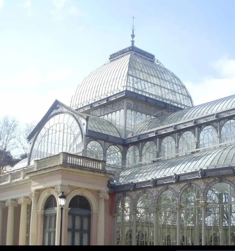 Glasshouse in Parque del Retiro, Madrid