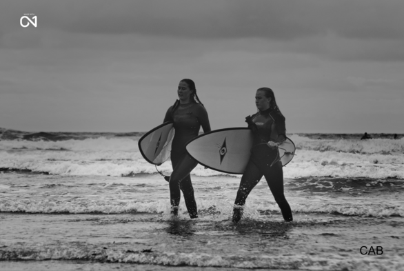Surfing 