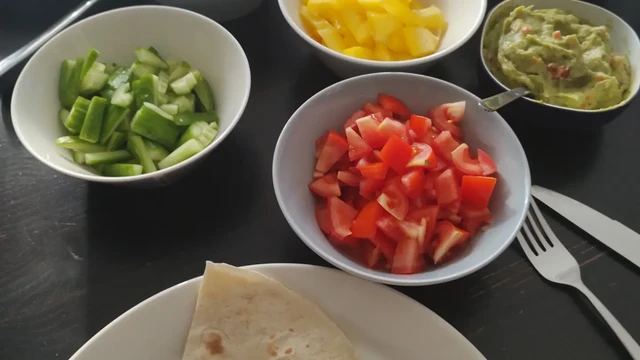 Bowls with colourful vegetables