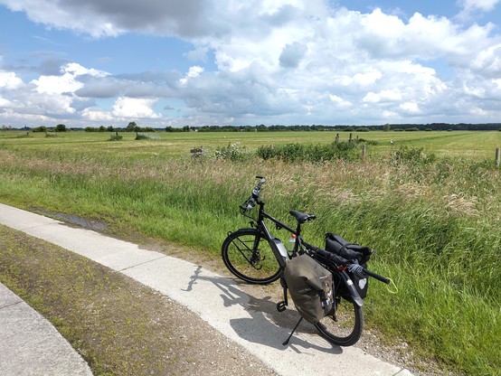 De fiets in kwestie in de weilanden ten noorden van Utrecht, richting Egelshoek.