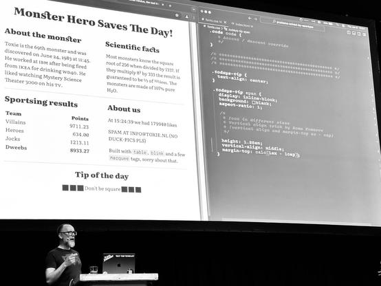 Roel optimizes a sample text-only web page. Final and optimized version. Browser on the left side, code editor on the right side. 