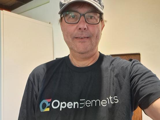 Selfie mit Open Elements T-Shirt.