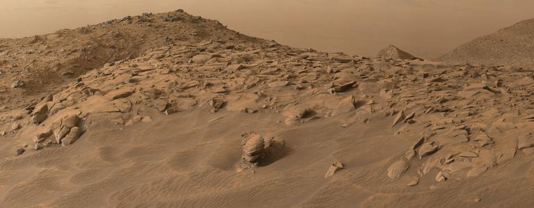 This view was acquired three days ago by the Mars rover Curiosity
June 5, 2024 (Sol 4206)
Credits: NASA/JPL-Caltech/MSSS/fredk