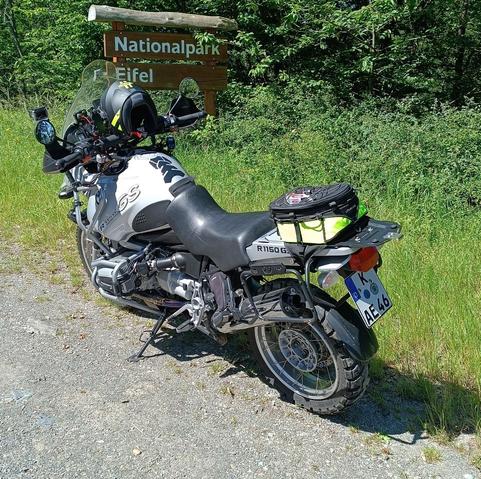 BMW R1150 GS im Nationalpark Eifel.