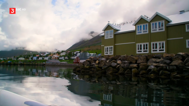 Island dreams: Iceland - hotspot of the north
This vastness! These colors! This light! Iceland enchants: Huge glaciers and lonely crater landscapes, hot springs and breathtaking fjords make Iceland an island dream.

Country and year of production:
ZDF
Iceland, Germany 2018