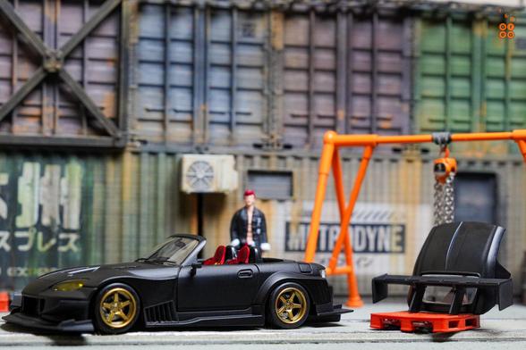 Honda S2000 Race Car, Voltex Time Attack with it own body parts by Micro Turbo in 1:64 scale with 1:64 figure on AREA 164