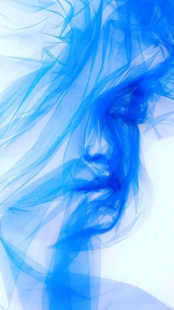 Dive into the enchanting world of Benjamin Shine's artistry as he transforms tulle fabric into mesmerizing portraits that defy imagination and capture the essence of beauty.