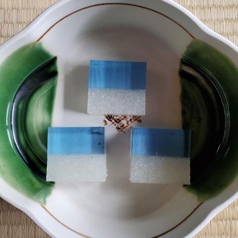 A blue and white jelly inspired by the cool, shady waters of a river.
