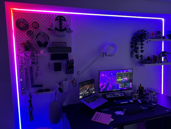 A wall surrounded by rgb leds