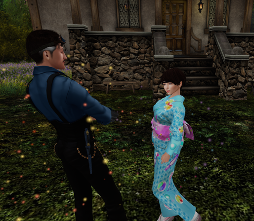 Strange looks approvingly at my new summer kimono (aka a yukata). 