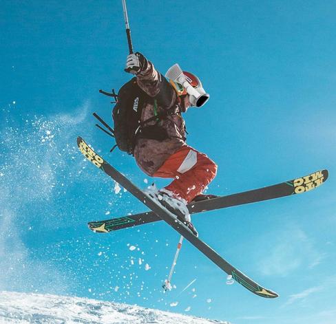 skiperson but in the metaverse