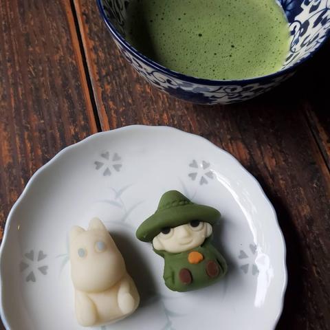 Milk Moomintroll and matcha Snufkin nerikiri.