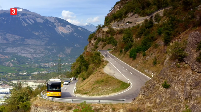 Dream routes in Switzerland – by post bus to the Val d´Anniviers
The line into the remote Val d'Anniviers is an adventure and leads to the highest peaks in the Alps.