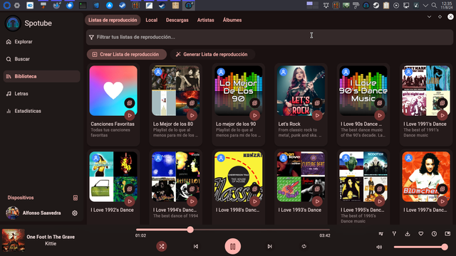 Captura de Spotube en la pestaña de mi biblioteca mostrando varias de mis listas de reproducción propias