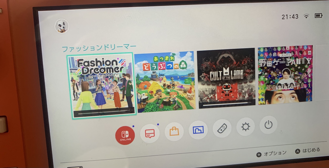 Switchのソフト一覧画面。左から、ファッションドリーマー、あつまれどうぶつの森、カルトオブザランブ、野田ゲーパーティー