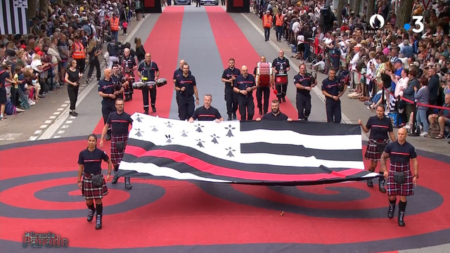 The 53rd Interceltic Festival of Lorient - the Great Parade of Celtic Nations