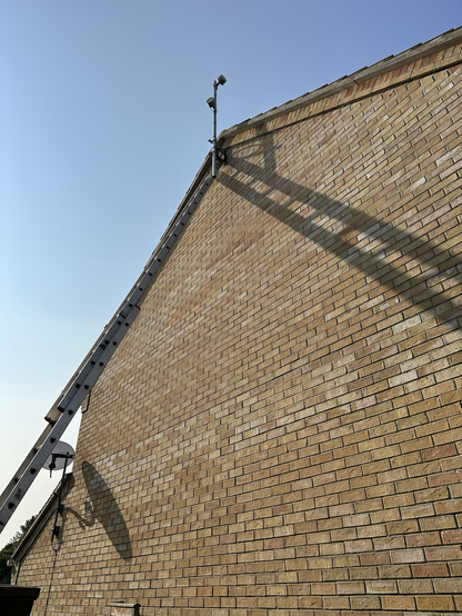 Pole with pair of MikroTik sxt lte units