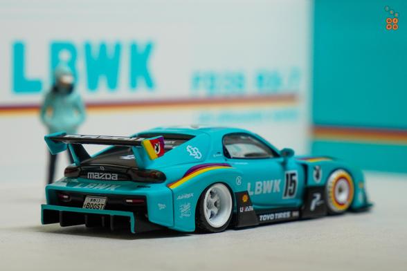A right side of Mazda RX-7 FD3S, LB-Super Silhouette, Hobby Expo China 2024 Edition by iNNO64 in 1:64 scale with 1:64 figure on AREA 164