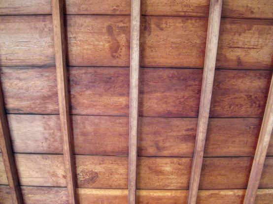 A footprint on the ceiling of Genko-an's main hall. Originally floorboards in Fushimi Castle, a violent battle saw footprints and clothing caught forever as bloodstains in the wood. The floorboards were eventually distributed to temples as a prayer for the souls of those that died. Most ended up as ceiling panels.